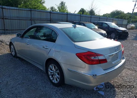 2013 Hyundai Genesis 3.8 from USA, damaged, VIN KMHGC4DD2DU221099